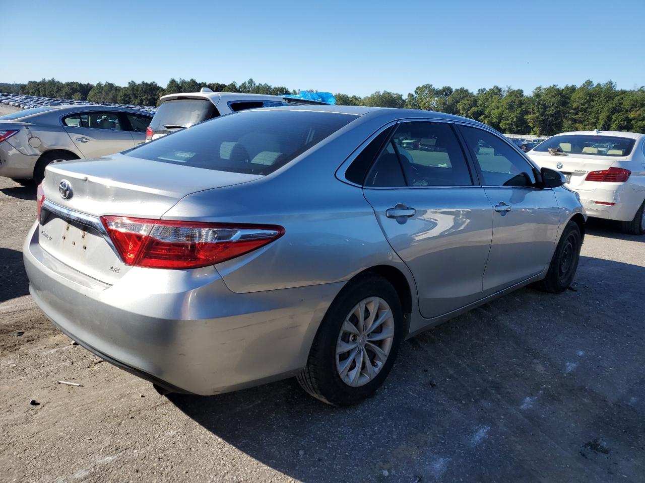 2016 Toyota Camry VIN 4T1BF1FK1GU503959 Copart auction photo, front end damage thumbnail 3