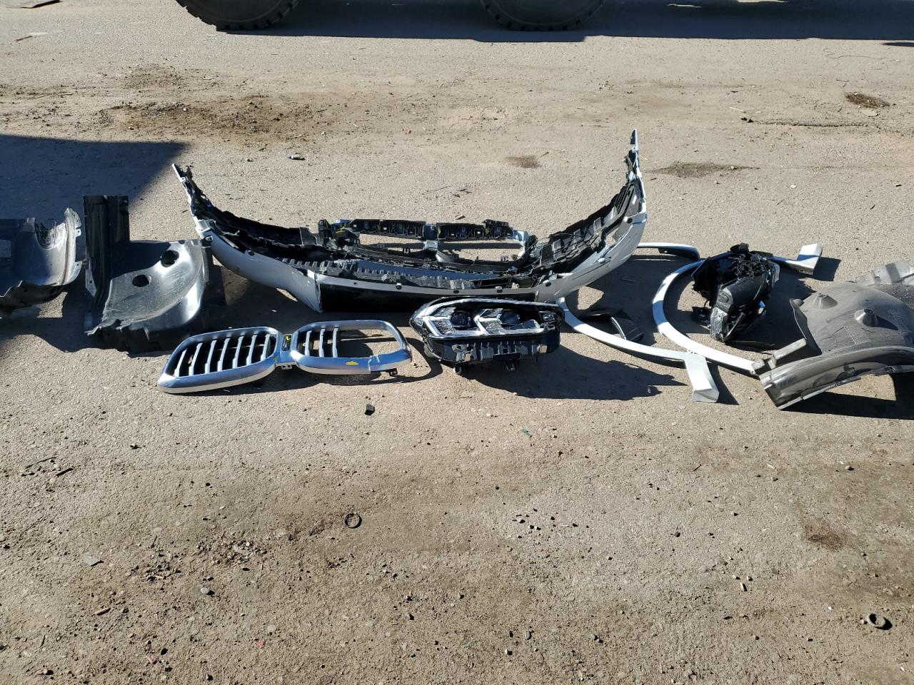 2022 BMW X3 VIN 5UX53DP02N9K52263 Copart auction photo, front end / side damage thumbnail 13