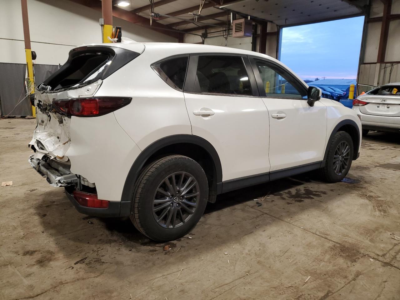 2020 Mazda CX-5 VIN JM3KFBCM8L0821991 Copart auction photo, rear end / side damage thumbnail 3