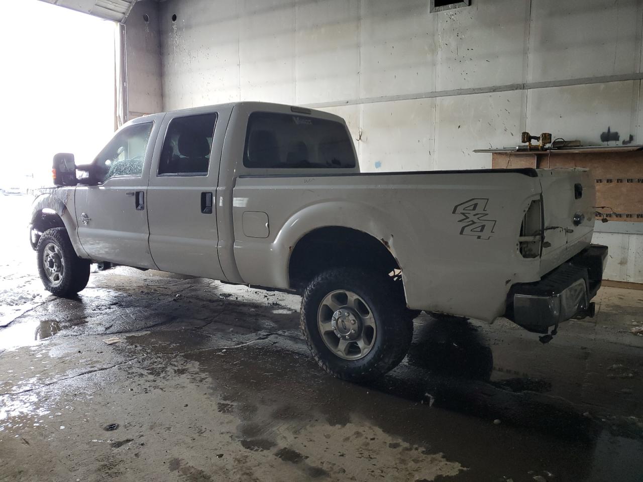 2015 Ford F350 VIN 1FT8W3BT4FEA62202 Copart auction photo, burn - engine / burn damage thumbnail 2