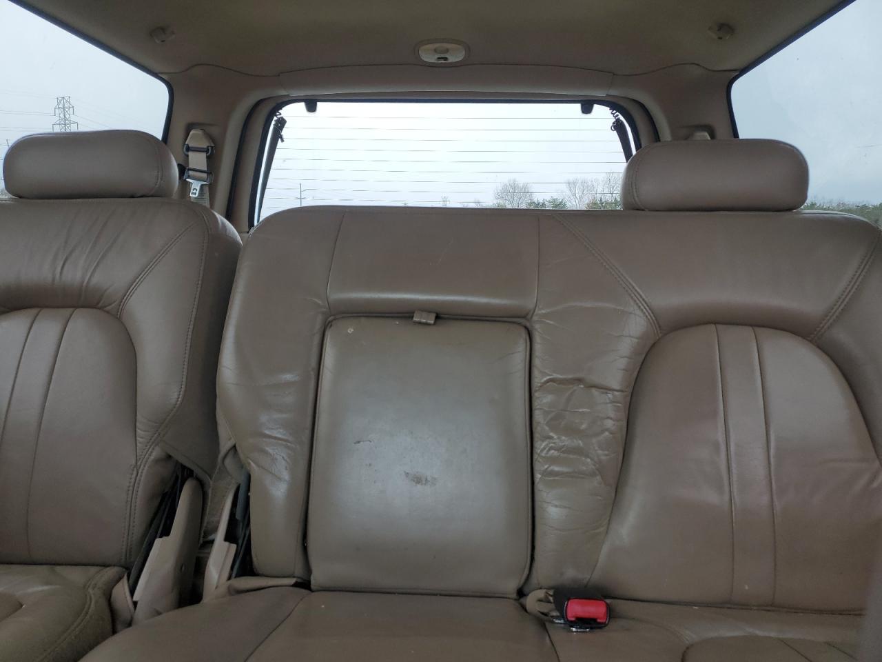 1999 Ford Expedition VIN 1FMPU18L3XLA50550 Copart auction photo, all over damage thumbnail 10