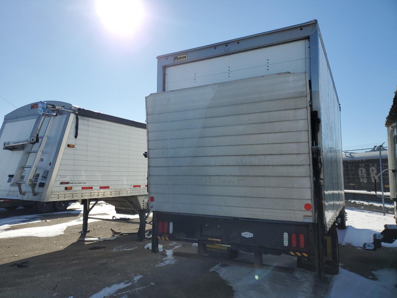 2018 RAM 4500 VIN 3C7WRKDL0JG298503 Copart auction photo, front end damage thumbnail 3