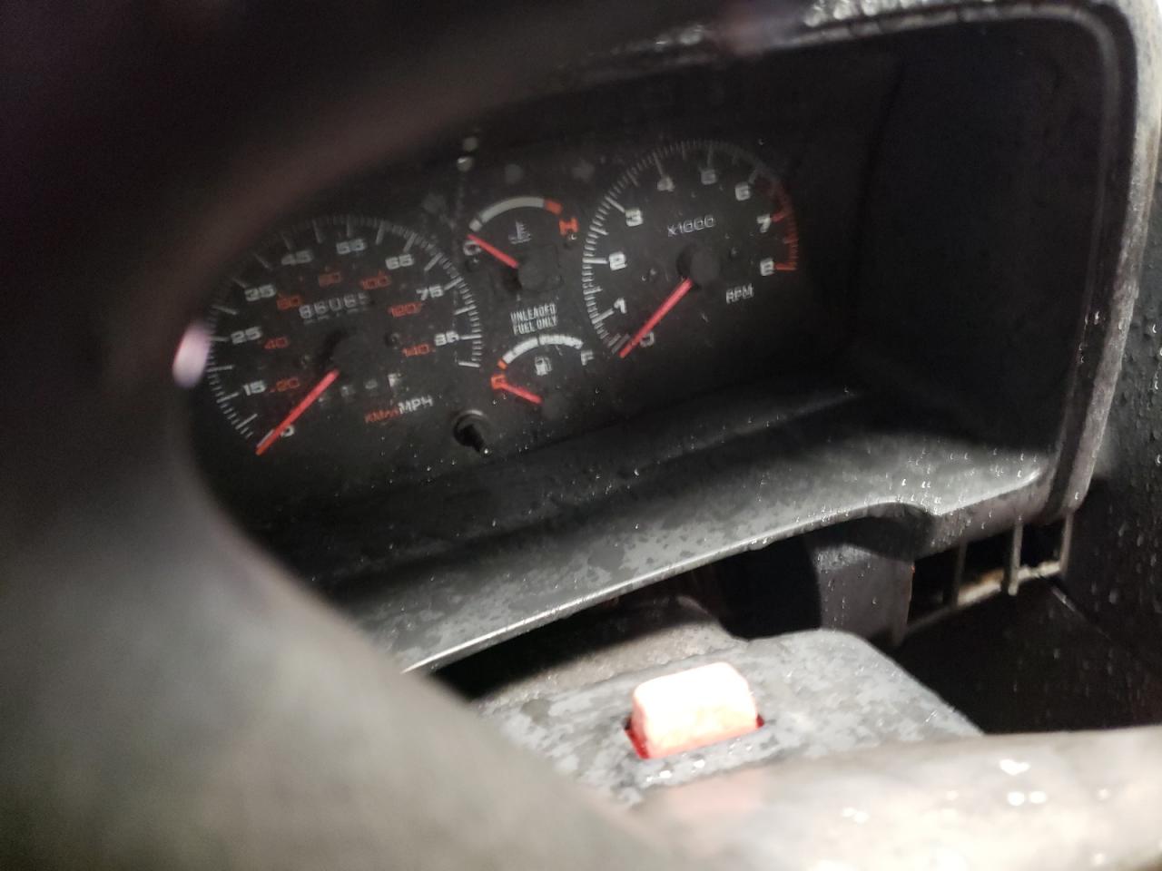 1992 GEO Tracker VIN 2CNBJ18U1N6917736 Copart auction photo, rollover damage thumbnail 9