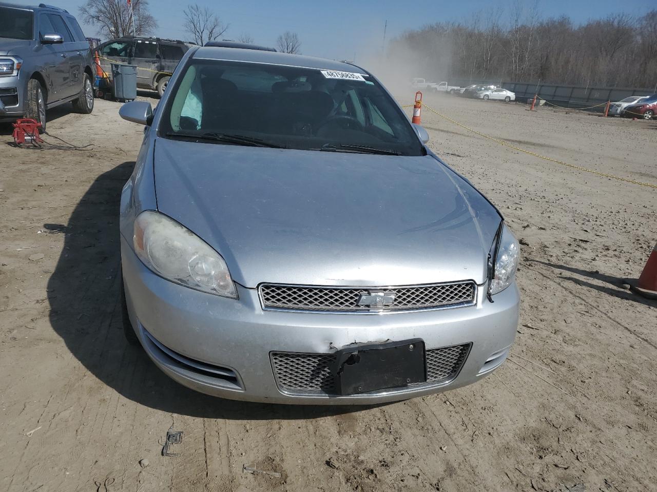 2015 Chevrolet Impala VIN 2G1WB5E3XF1161210 Copart auction photo, side / front end damage thumbnail 5