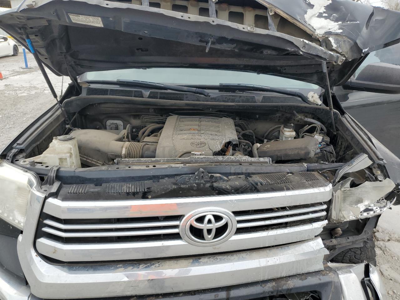 2017 Toyota Tundra VIN 5TFEM5F17HX110313 Copart auction photo, front end / side damage thumbnail 11