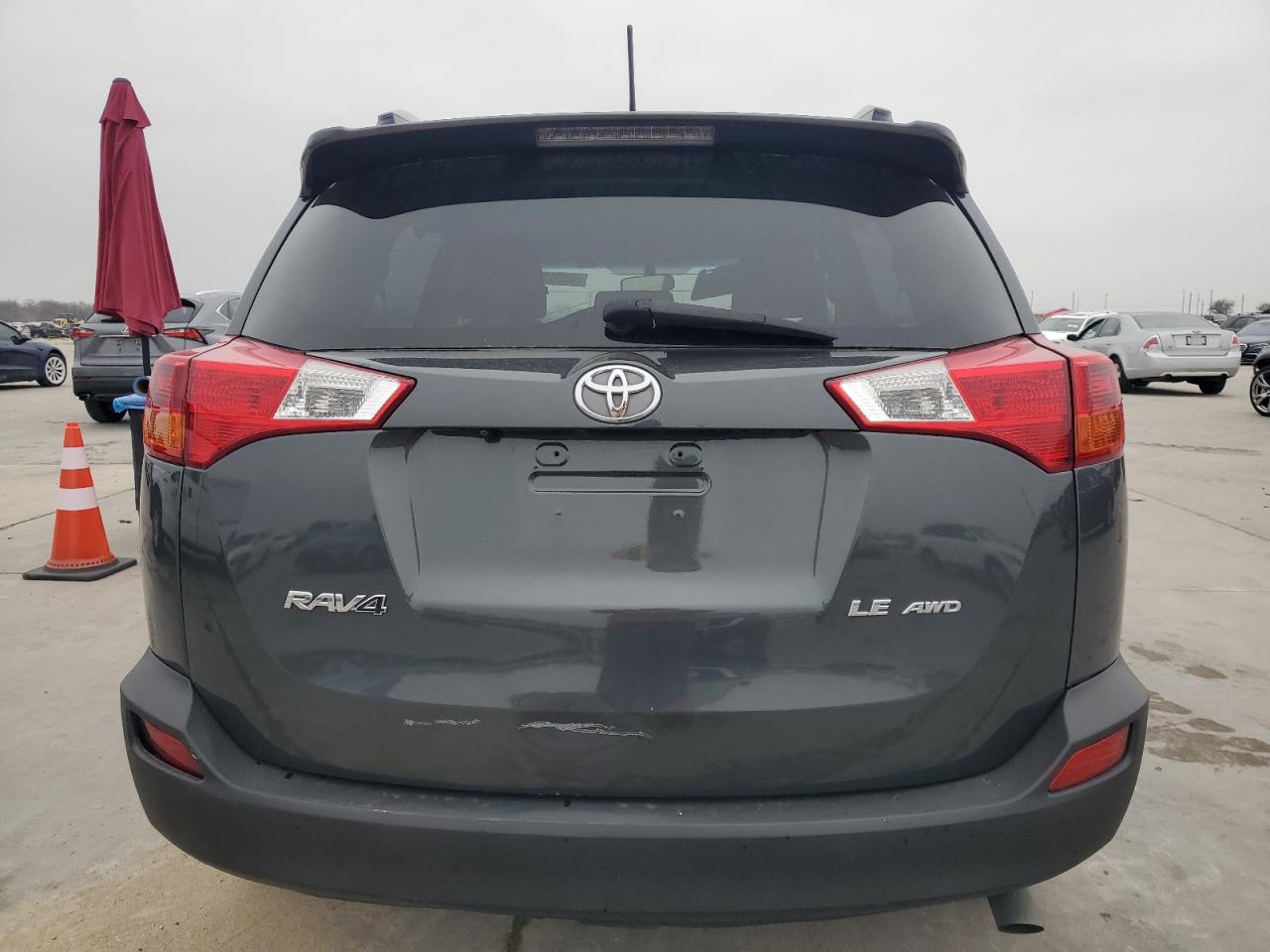 2015 Toyota RAV 4 VIN JTMBFREV1FD153892 Copart auction photo, front end / minor dent/scratches damage thumbnail 6