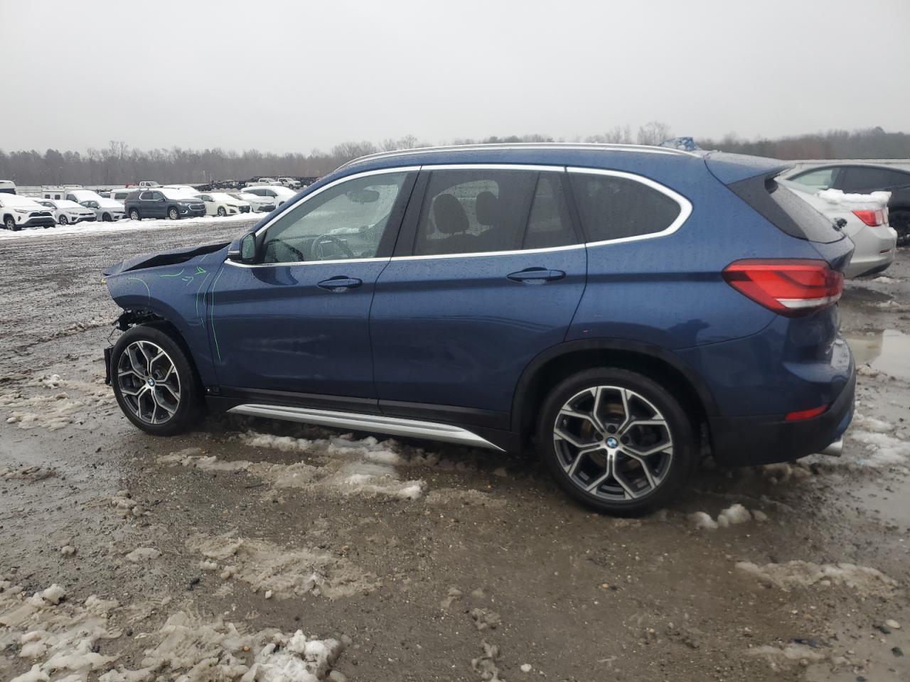 2021 BMW X1 VIN WBXJG9C06M5U05887 Copart auction photo, front end / minor dent/scratches damage thumbnail 2