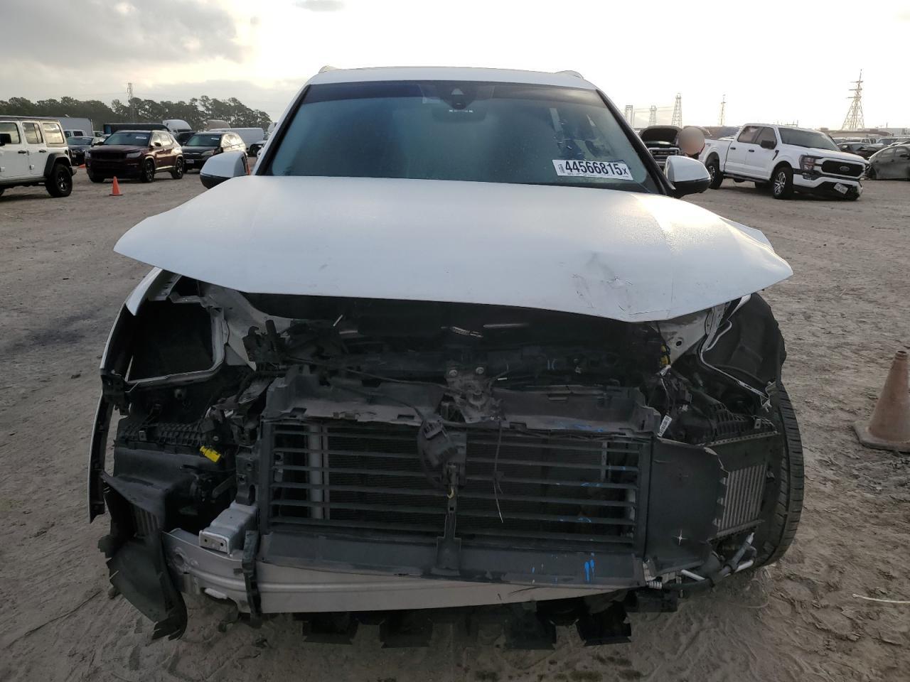 2022 Audi Q7 VIN WA1LXBF73ND012453 Copart auction photo, front end damage thumbnail 5