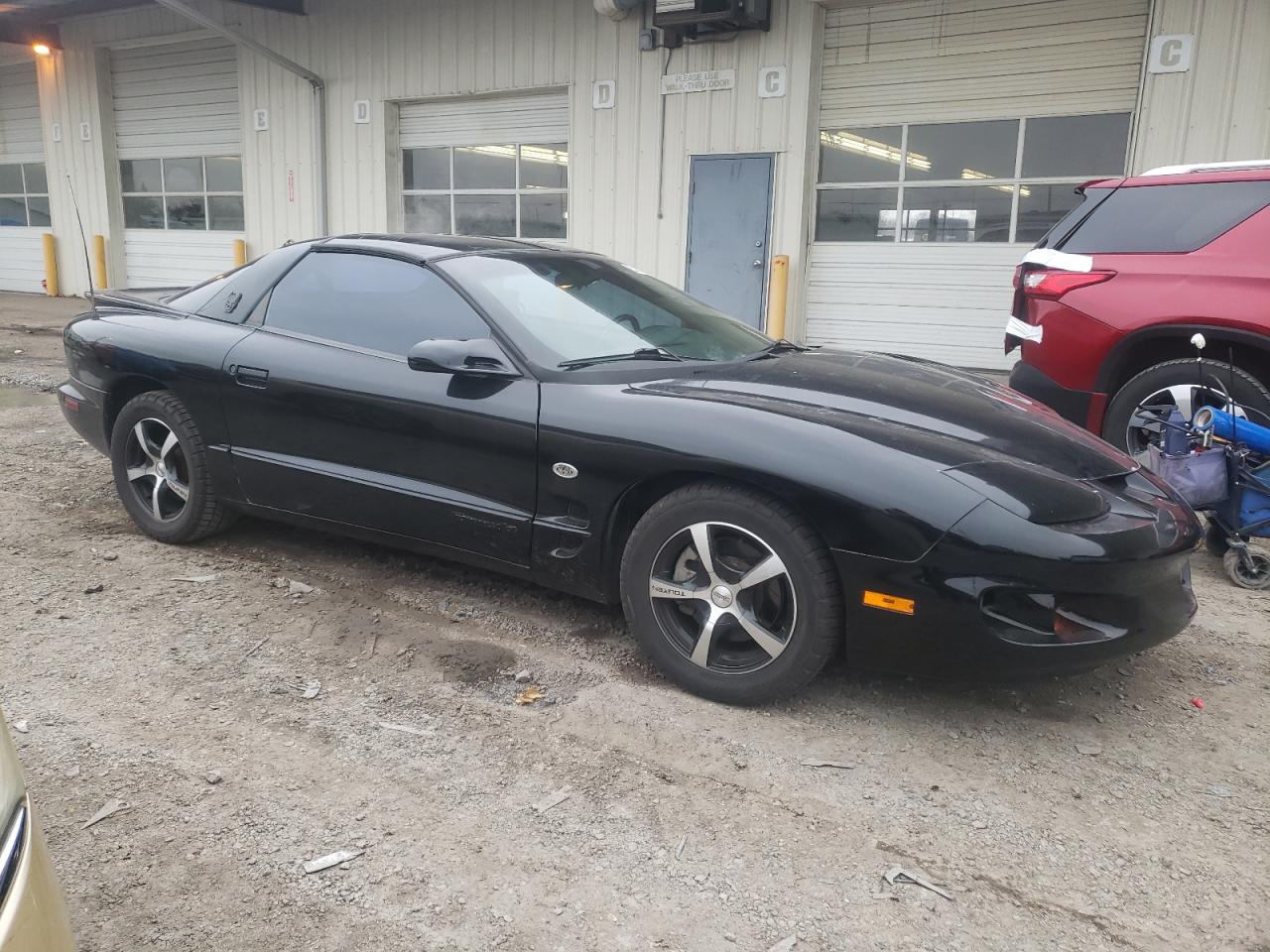 2002 Pontiac Firebird VIN 2G2FV22G022148785 Copart auction photo, front end damage thumbnail 4