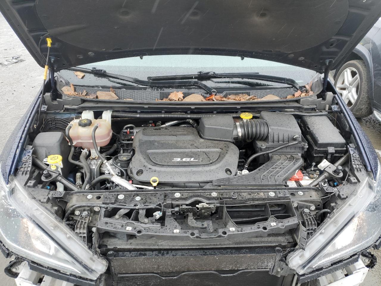 2018 Chrysler Pacifica VIN 2C4RC1BG2JR115317 Copart auction photo, front end damage thumbnail 12