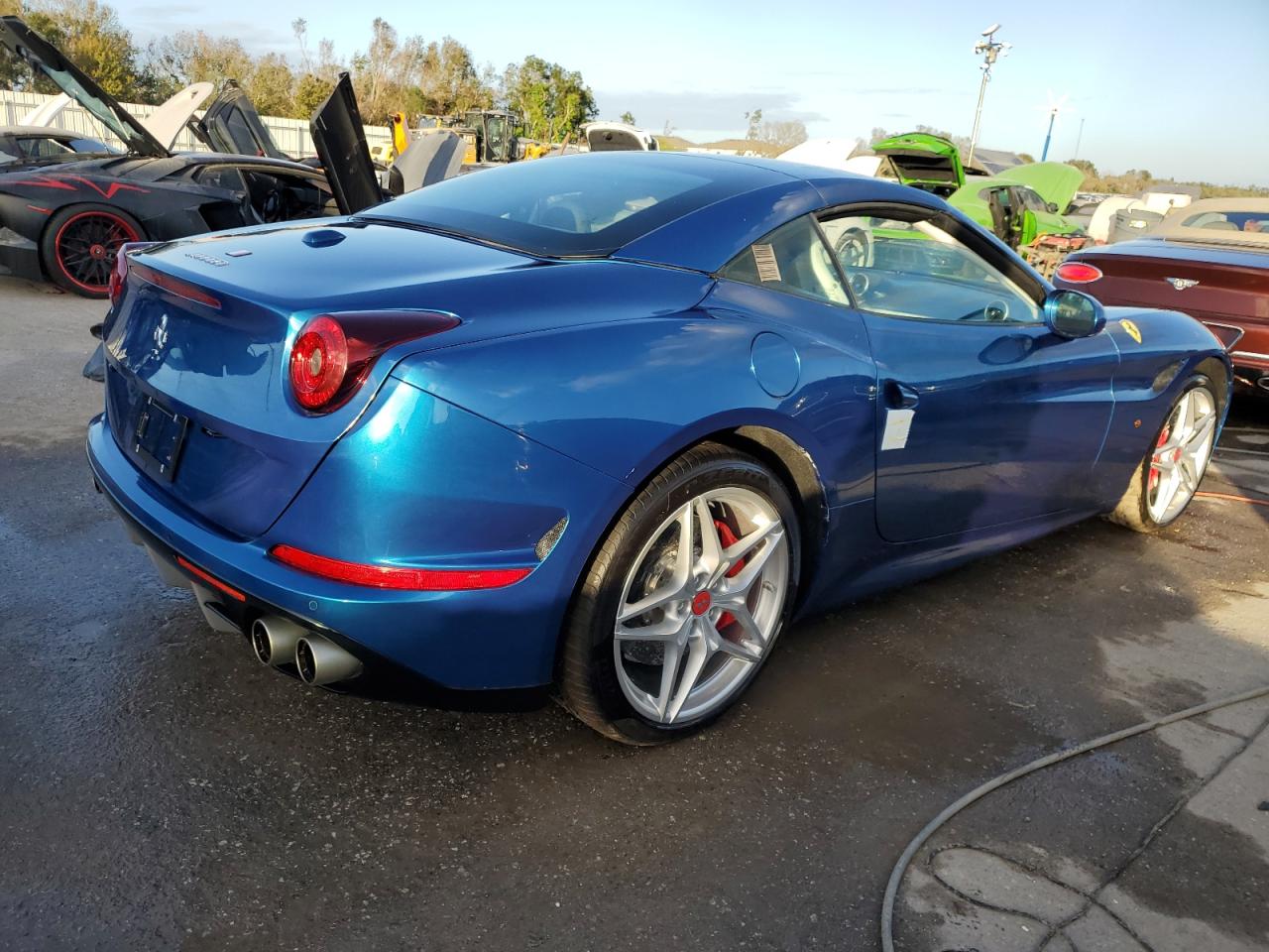 2015 Ferrari California VIN ZFF77XJA1F0206772 Copart auction photo, water/flood damage thumbnail 3