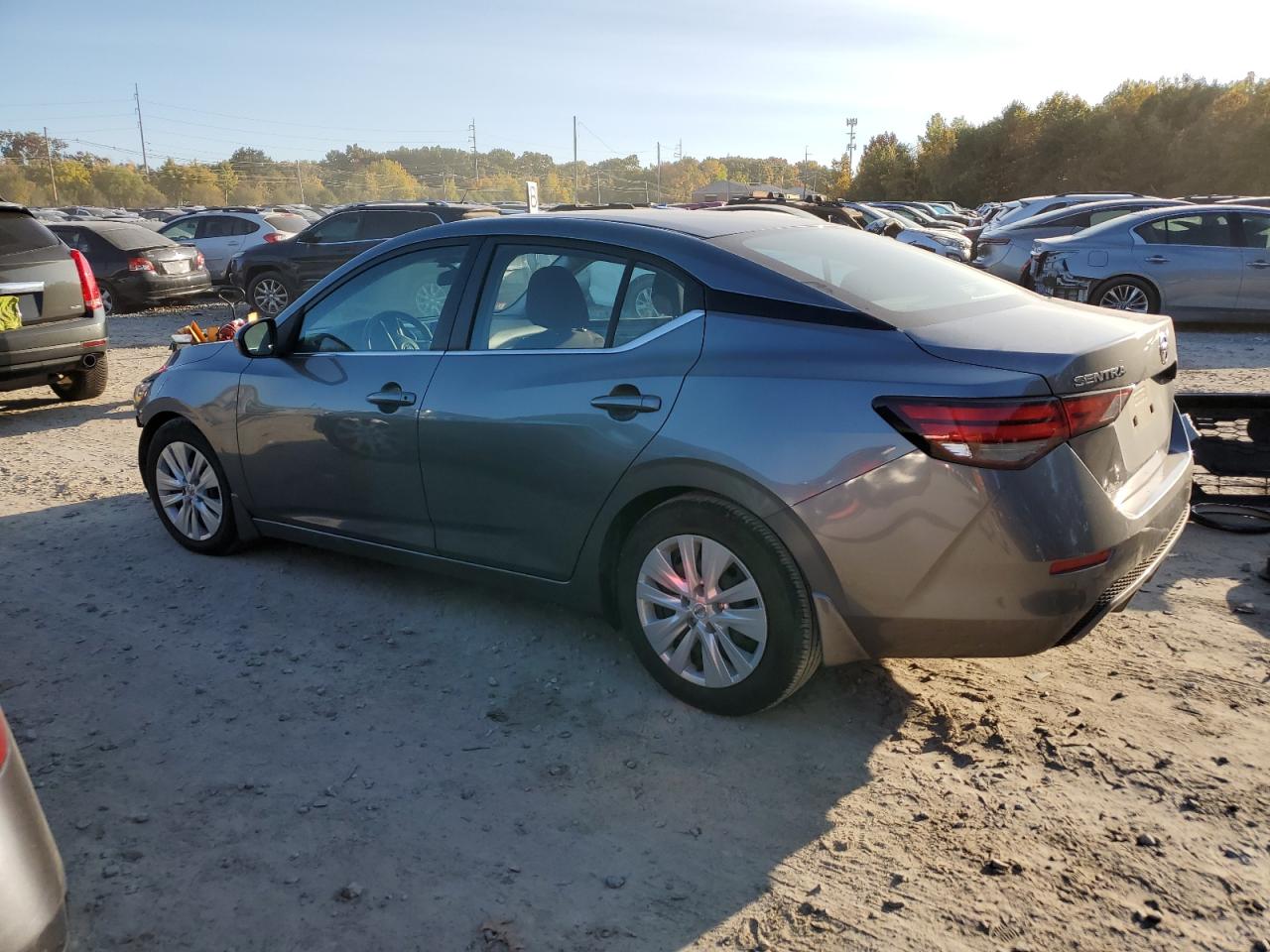 2020 Nissan Sentra VIN 3N1AB8BV0LY304528 Copart auction photo, front end damage thumbnail 2