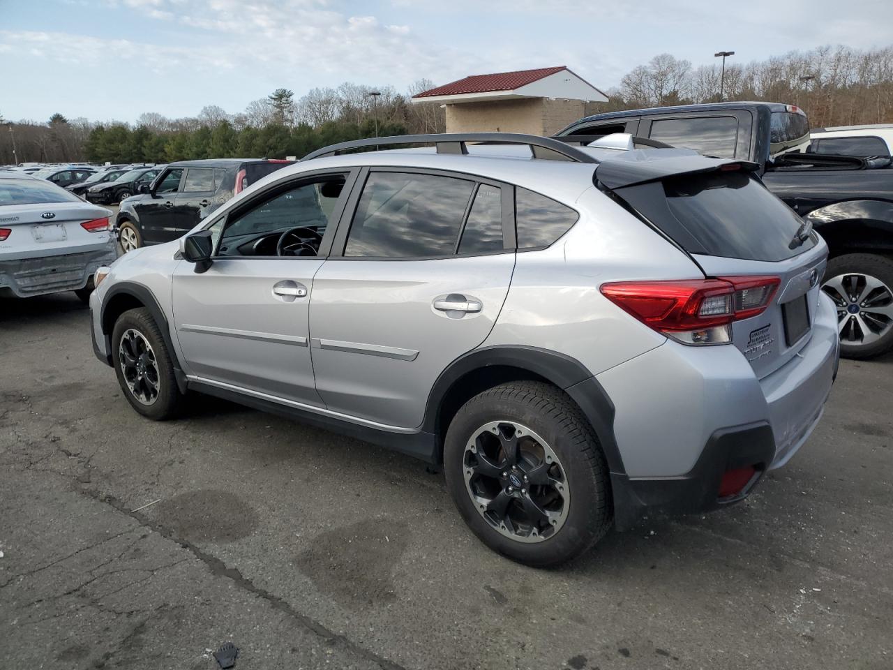 2021 Subaru XV VIN JF2GTAPC7M8670424 Copart auction photo, rear end / minor dent/scratches damage thumbnail 2