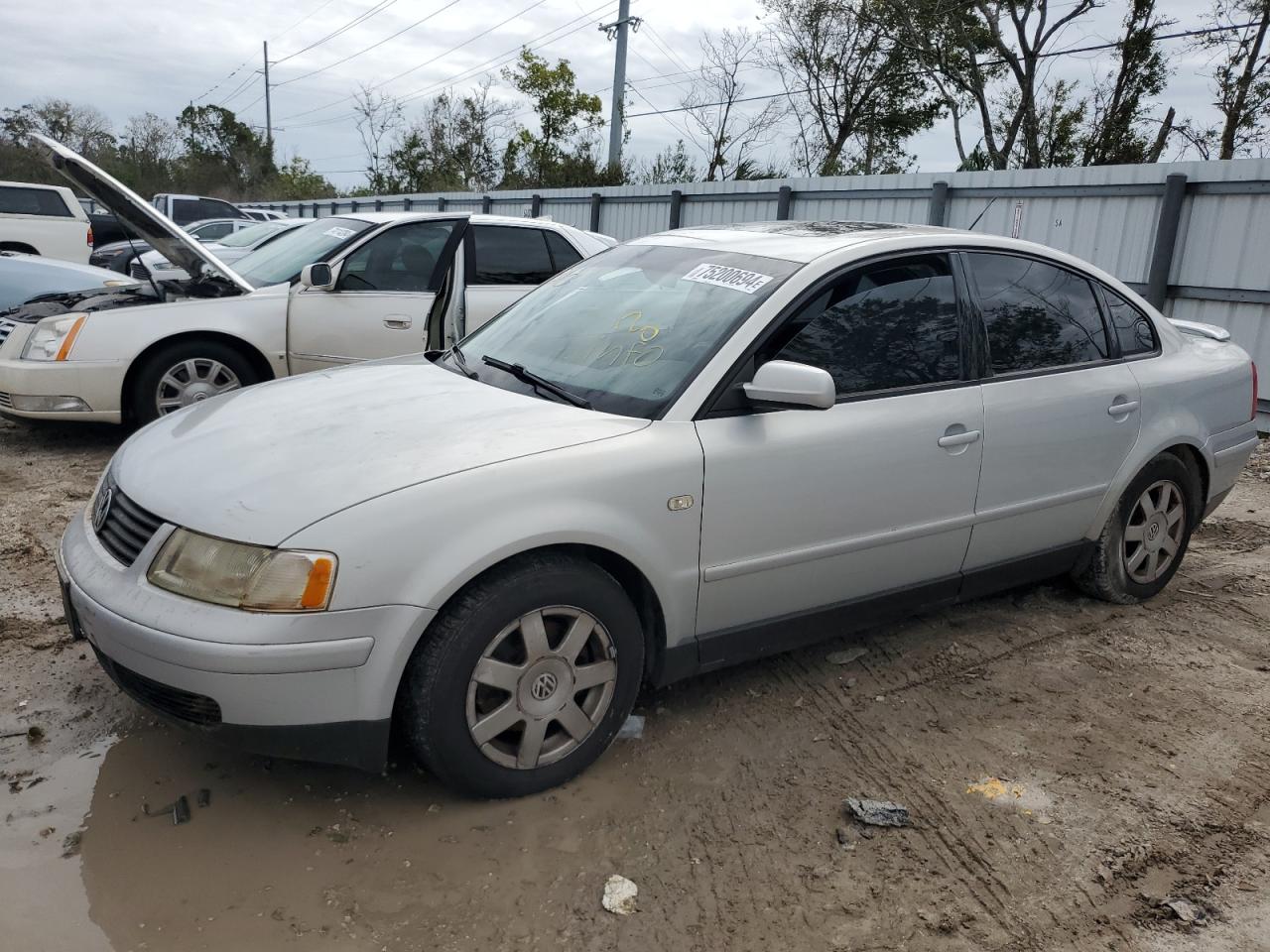 1999 Volkswagen Passat VIN WVWMD63B1XE216281