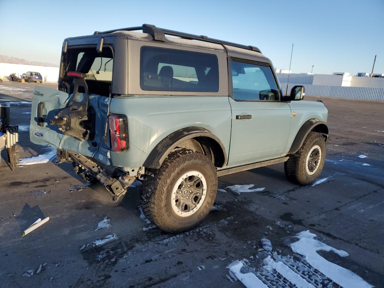2023 Ford Bronco VIN 1FMDE5CP9PLB39539 Copart auction photo, rear end damage thumbnail 3