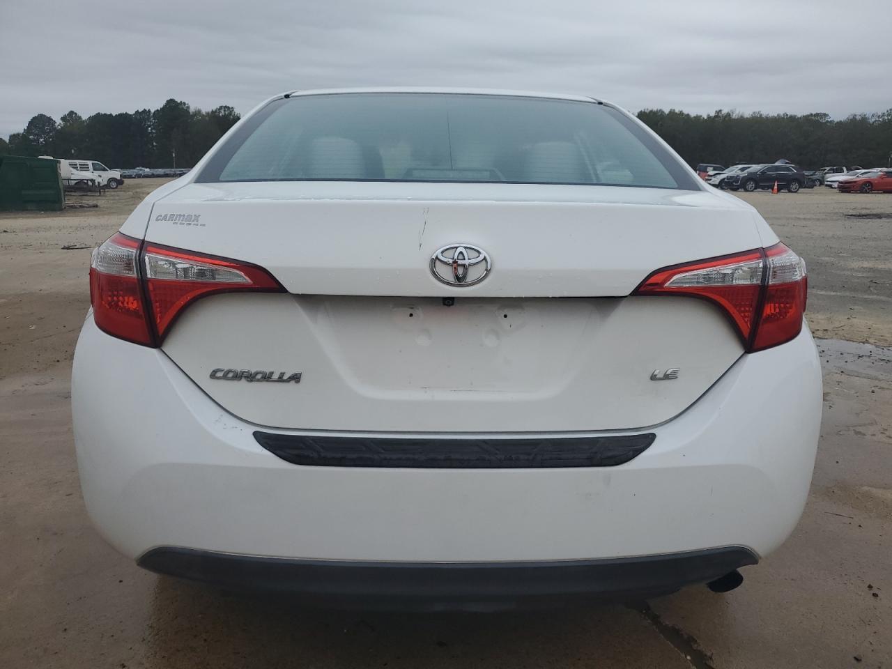 2015 Toyota Corolla VIN 5YFBURHE3FP296647 Copart auction photo, front end / minor dent/scratches damage thumbnail 6