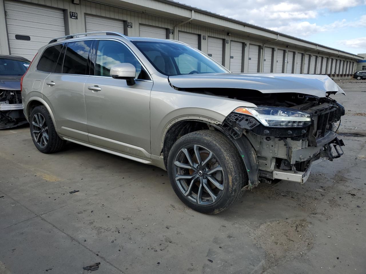 2018 Volvo XC90 VIN YV4102PK8J1368992 Copart auction photo, front end damage thumbnail 4