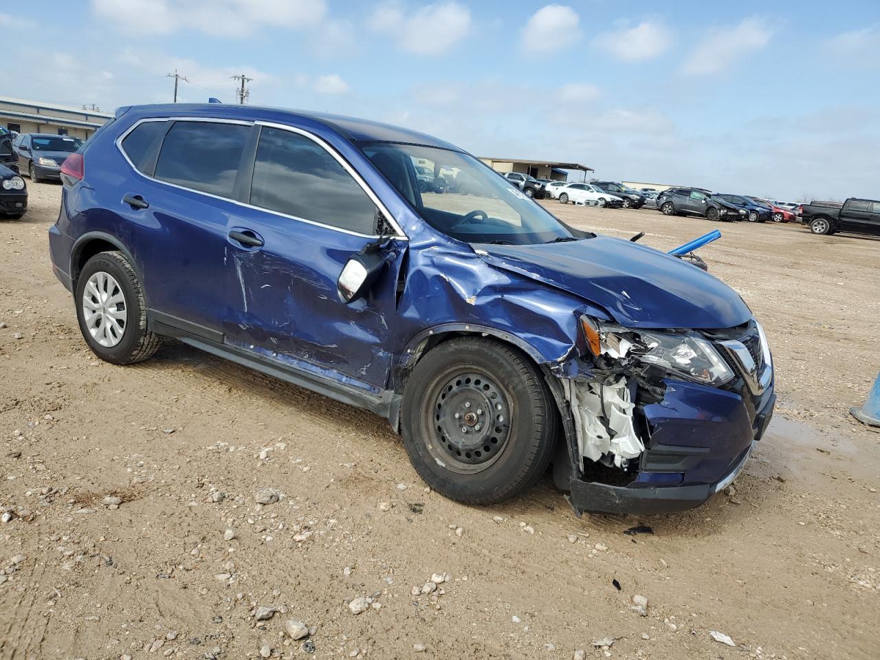2018 Nissan Rogue VIN KNMAT2MT7JP616363 Copart auction photo, front end / side damage thumbnail 4