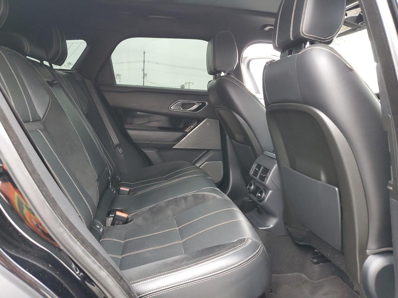 2018 Land Rover Range Rover VIN SALYL2RX2JA778522 Copart auction photo, minor dent/scratches damage thumbnail 11