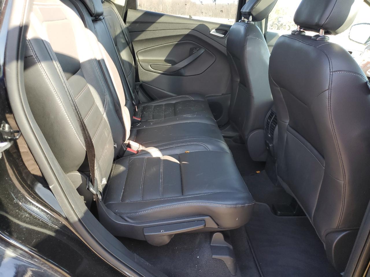 2018 Ford Escape VIN 1FMCU9J91JUB07647 Copart auction photo, front end damage thumbnail 11