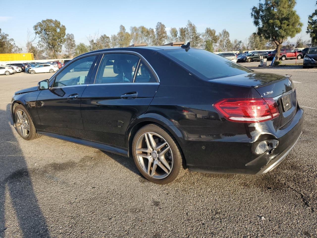 2016 Mercedes-Benz E-klasse VIN WDDHF5KB1GB250980 Copart auction photo, side damage thumbnail 2