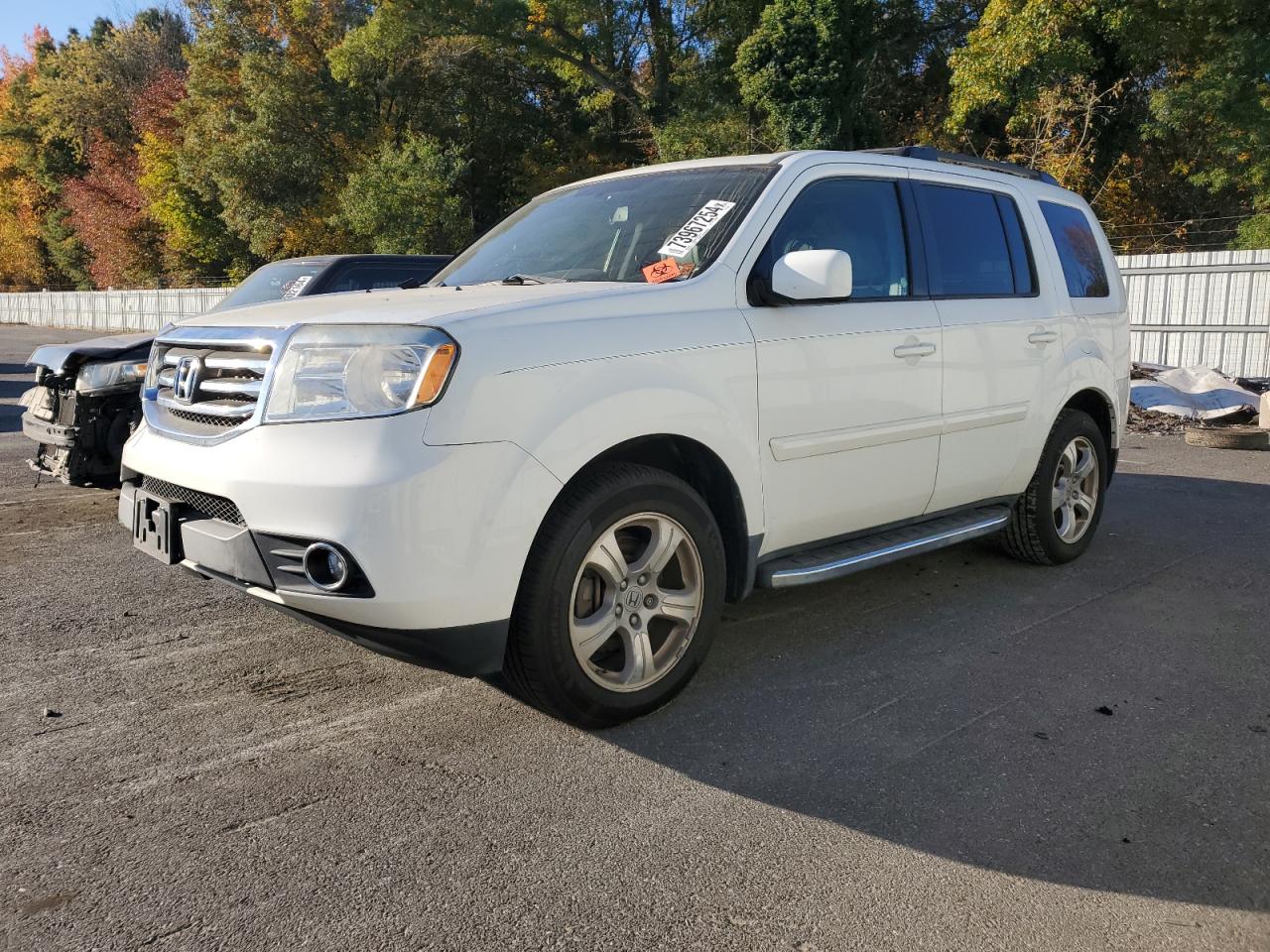 2015 Honda Pilot VIN 5FNYF4H57FB020586
