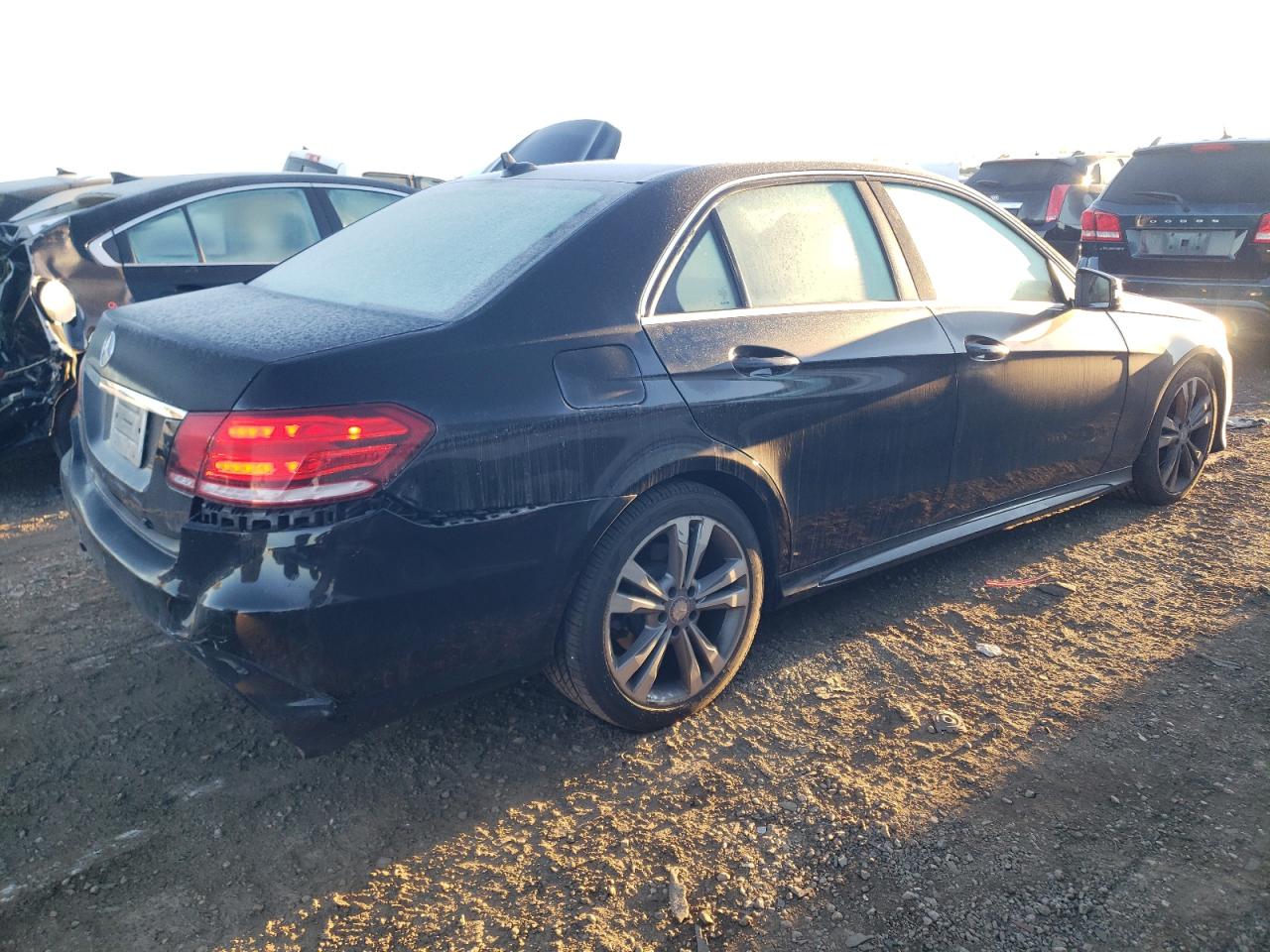 2014 Mercedes-Benz E-klasse VIN WDDHF5KB3EB040779 Copart auction photo, rear end damage thumbnail 3