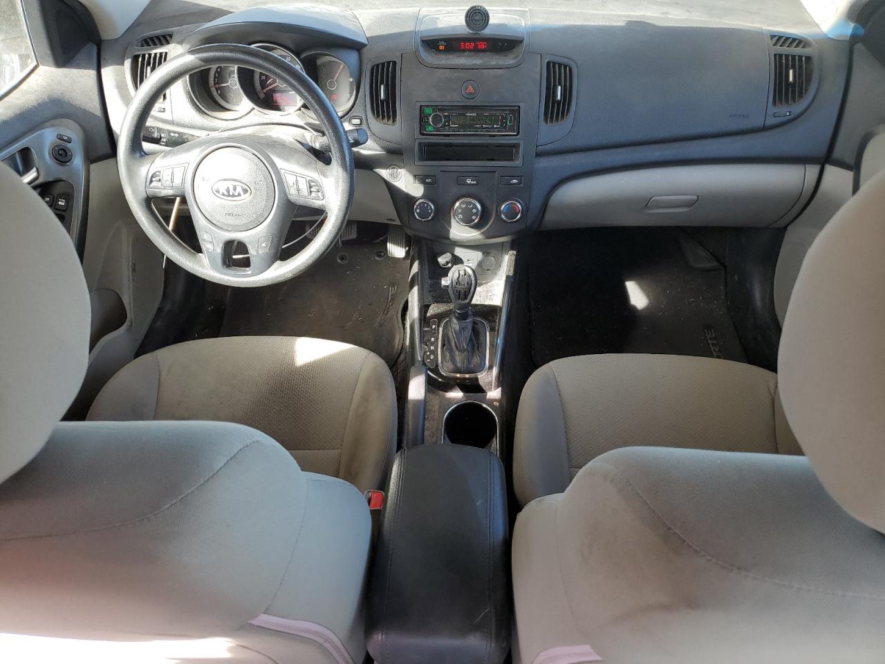 2013 KIA Forte VIN KNAFU4A2XD5695616 Copart auction photo, front end / side damage thumbnail 8