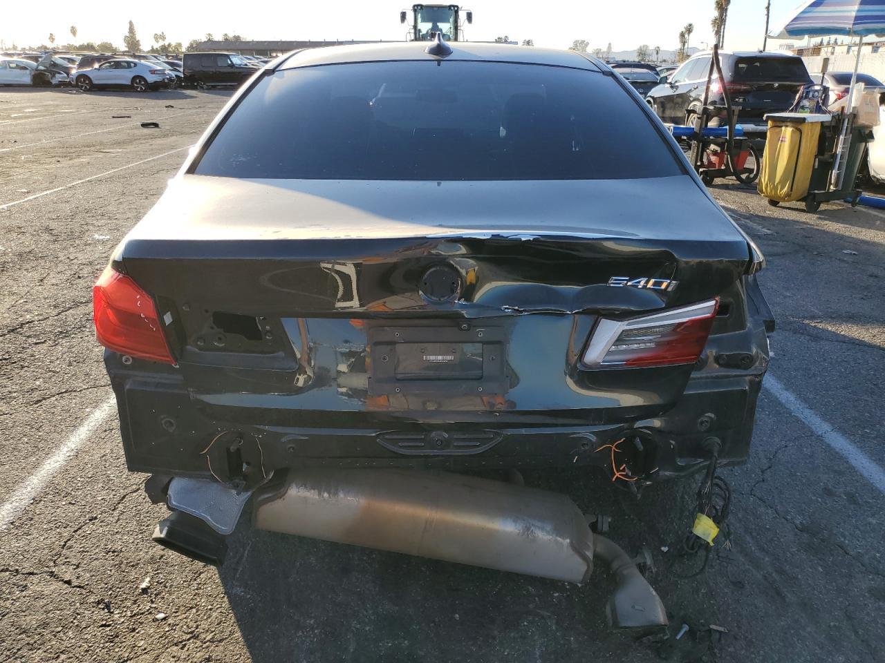 2018 BMW 5er VIN WBAJE5C56JWA96242 Copart auction photo, rear end / minor dent/scratches damage thumbnail 6