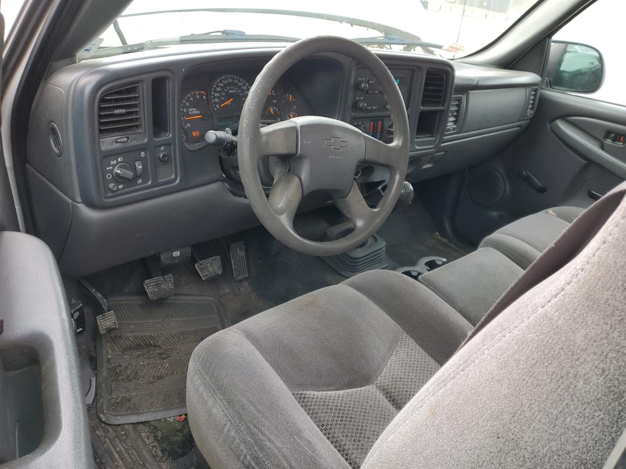 2006 Chevrolet Silverado VIN 3GCEC14X66G257369 Copart auction photo, vandalism / minor dent/scratches damage thumbnail 8