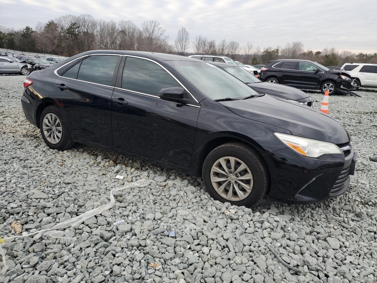 2017 Toyota Camry VIN 4T1BF1FK4HU650875 Copart auction photo, side / minor dent/scratches damage thumbnail 4