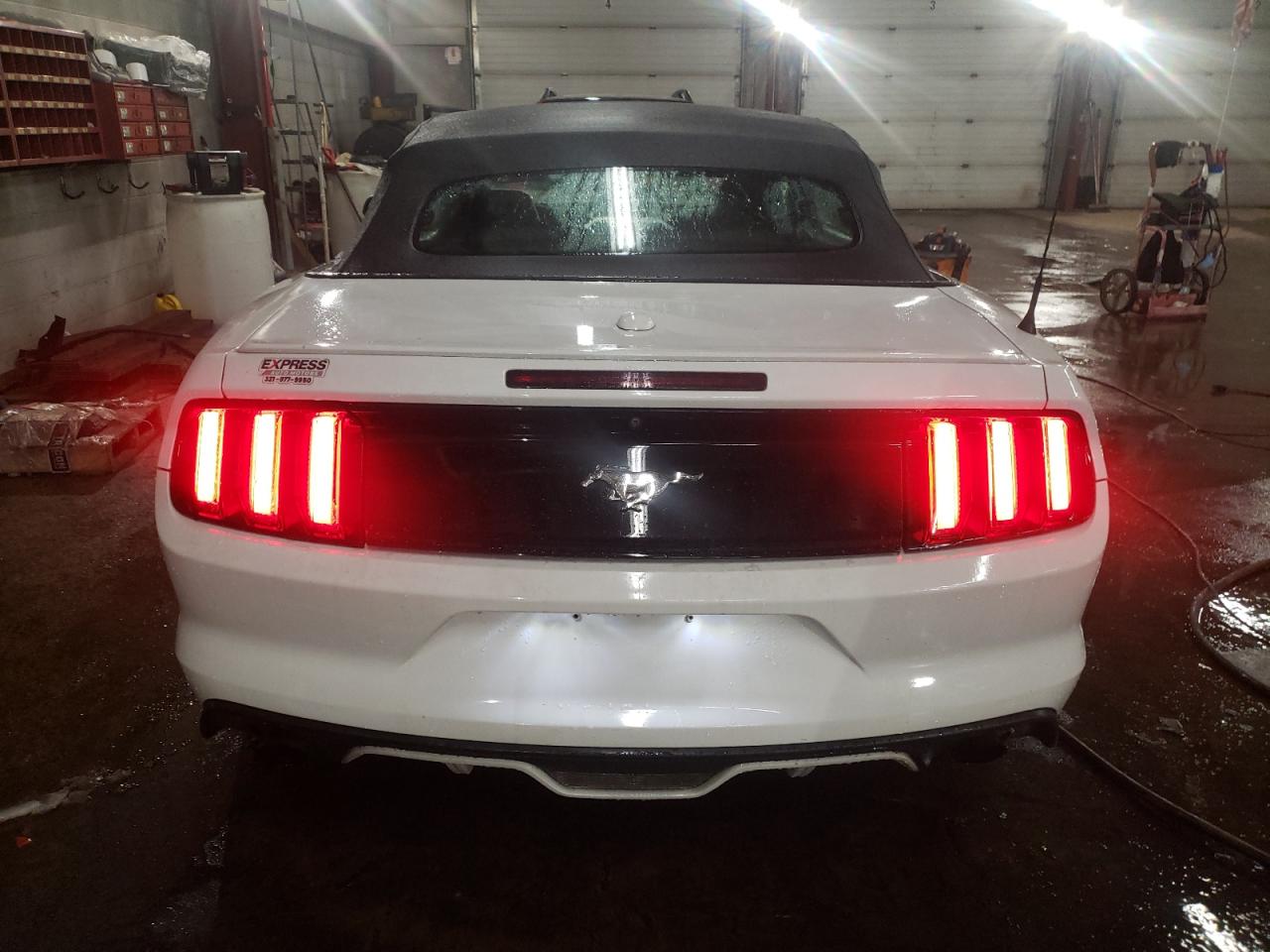 2016 Ford Mustang VIN 1FATP8UH5G5291332 Copart auction photo, front end / minor dent/scratches damage thumbnail 6