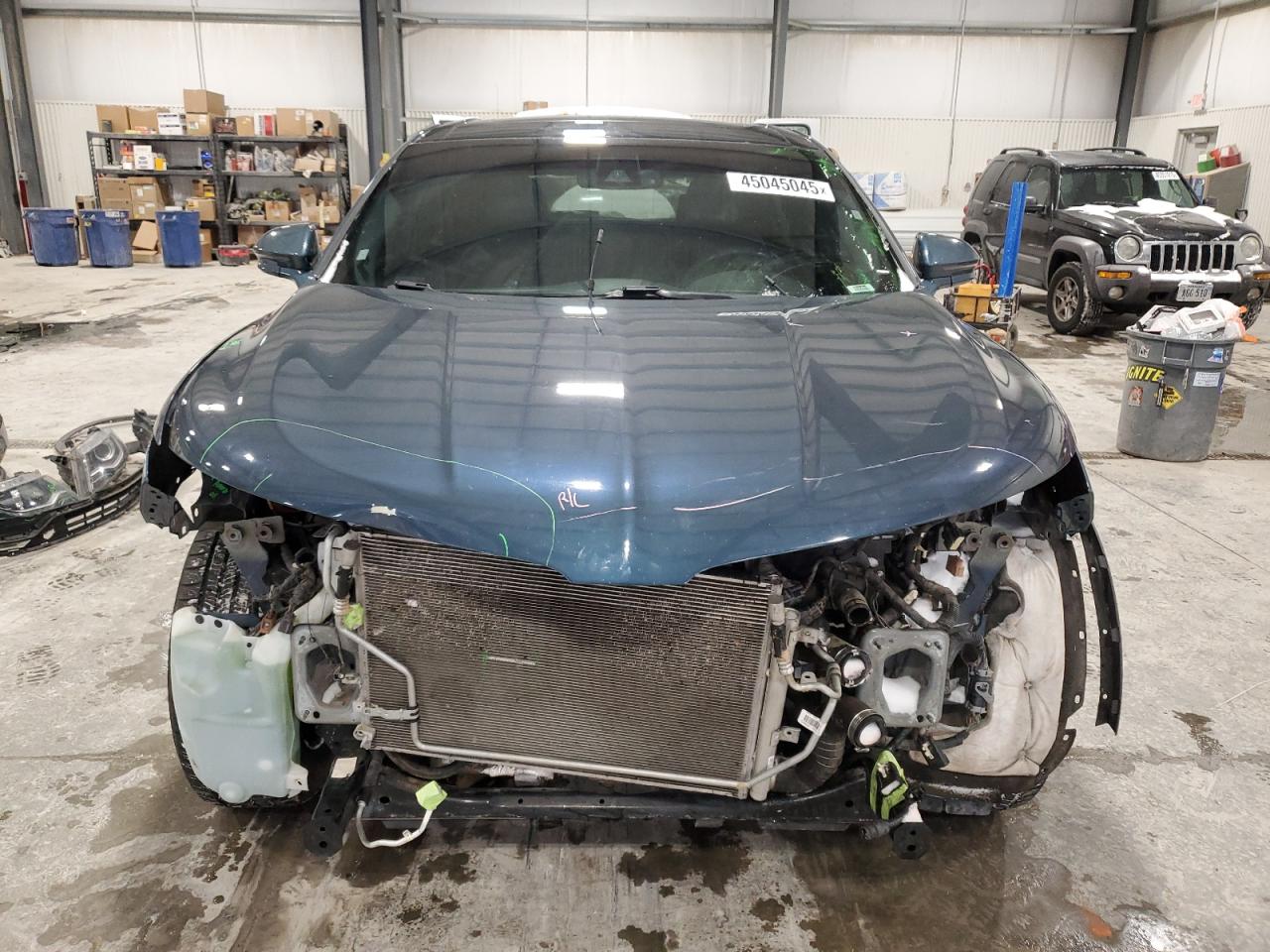 2016 Lincoln MKX VIN 2LMTJ8KP9GBL42459 Copart auction photo, front end damage thumbnail 5