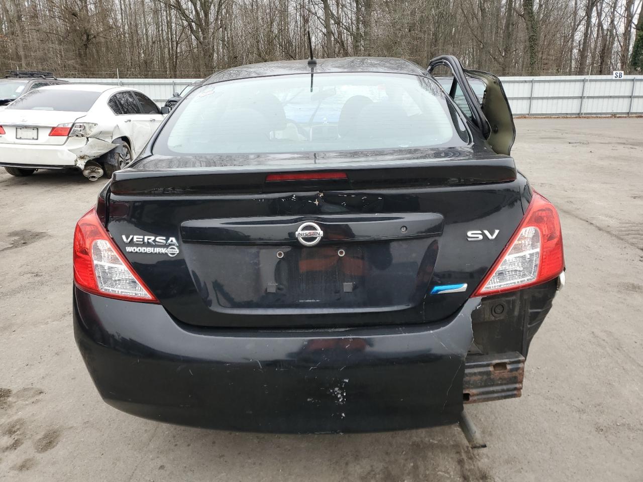 2014 Nissan Versa VIN 3N1CN7AP0EL819106 Copart auction photo, side / rear end damage thumbnail 6