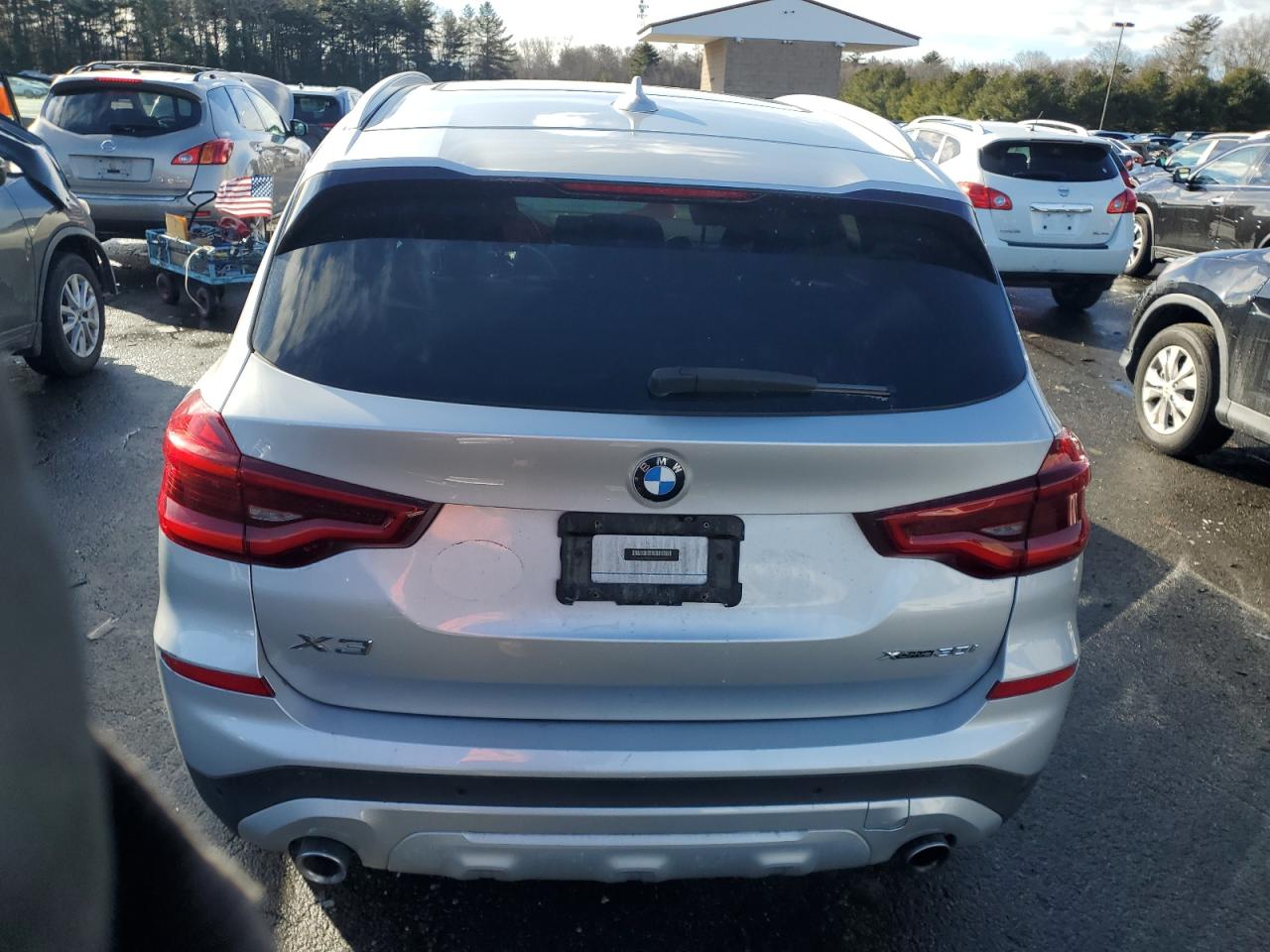 2018 BMW X3 VIN 5UXTR9C52JLD70477 Copart auction photo, front end / side damage thumbnail 6