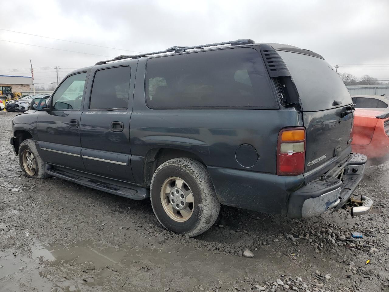 2003 Chevrolet Suburban VIN 1GNEC16Z83J131868 Copart auction photo, front end damage thumbnail 2
