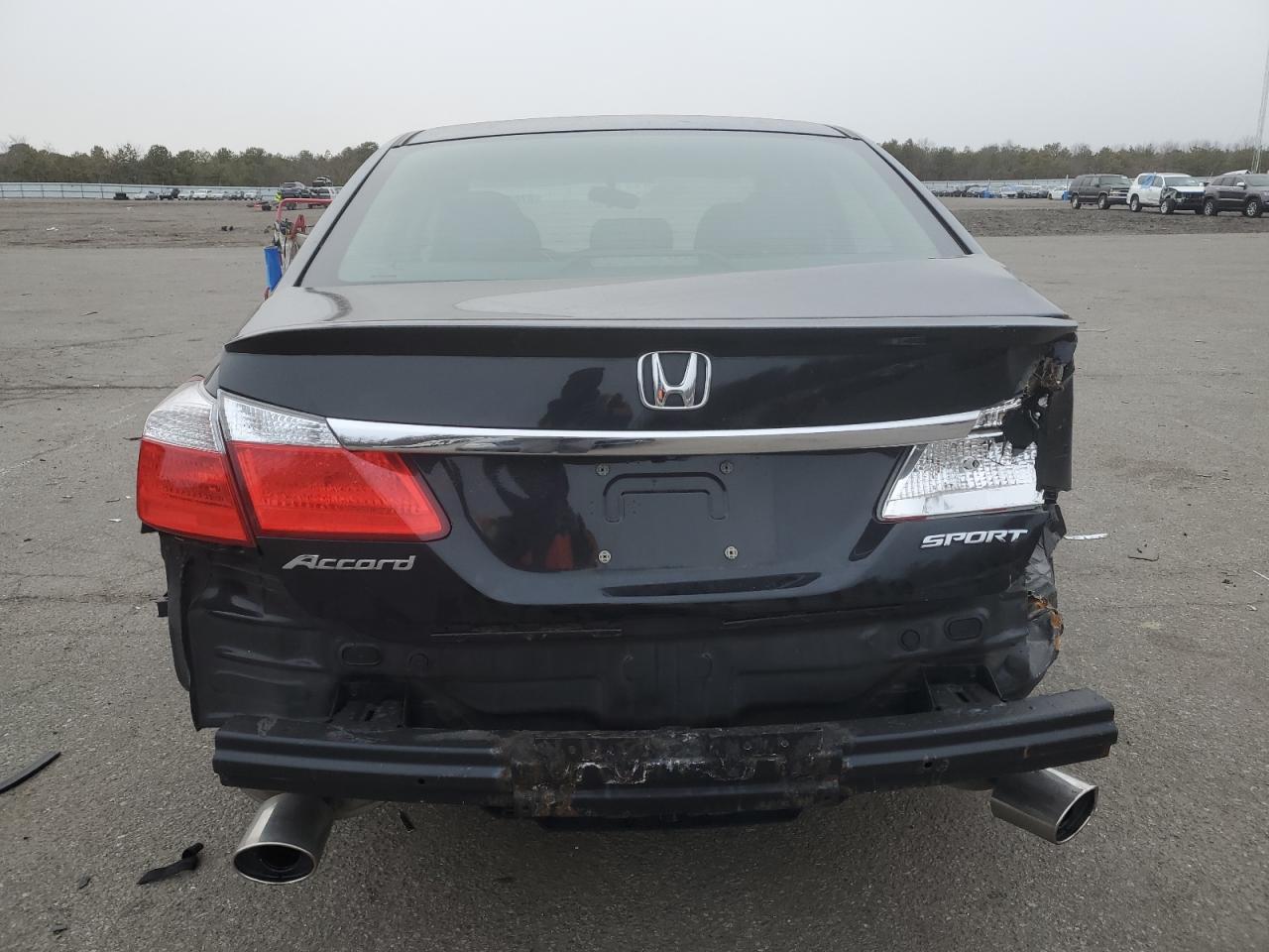 2015 Honda Accord VIN 1HGCR2F59FA088651 Copart auction photo, rear end / minor dent/scratches damage thumbnail 6