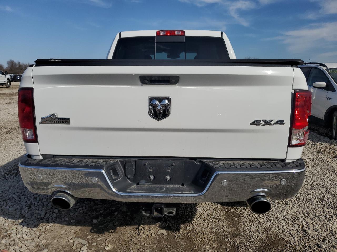 2017 RAM 1500 VIN 3C6RR7LT8HG594931 Copart auction photo, front end / side damage thumbnail 6