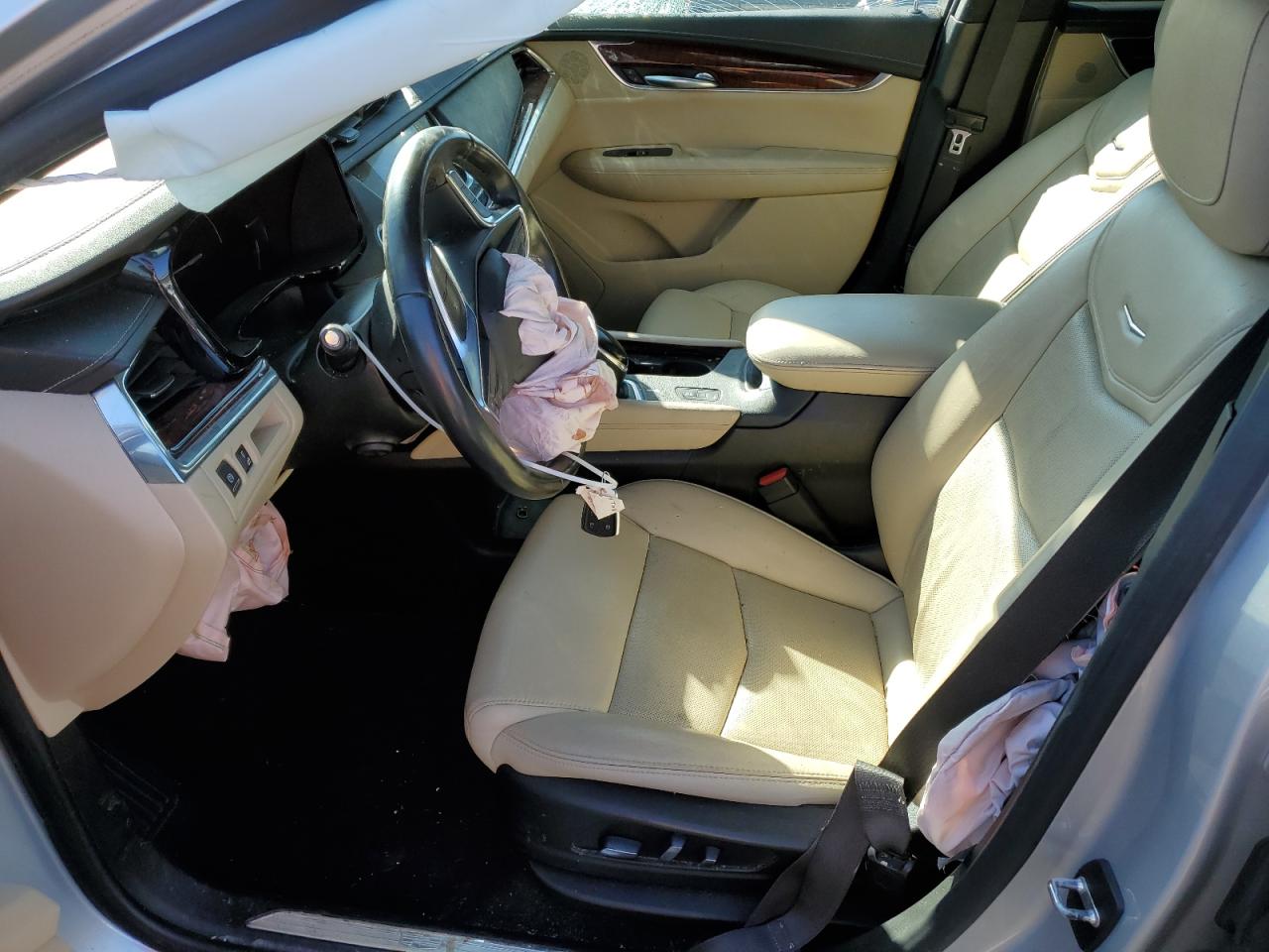 2019 Cadillac XT5 VIN 1GYKNERS0KZ218024 Copart auction photo, all over damage thumbnail 7