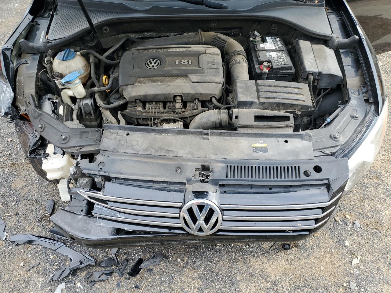 2015 Volkswagen Passat VIN 1VWBS7A35FC007017 Copart auction photo, front end / minor dent/scratches damage thumbnail 12