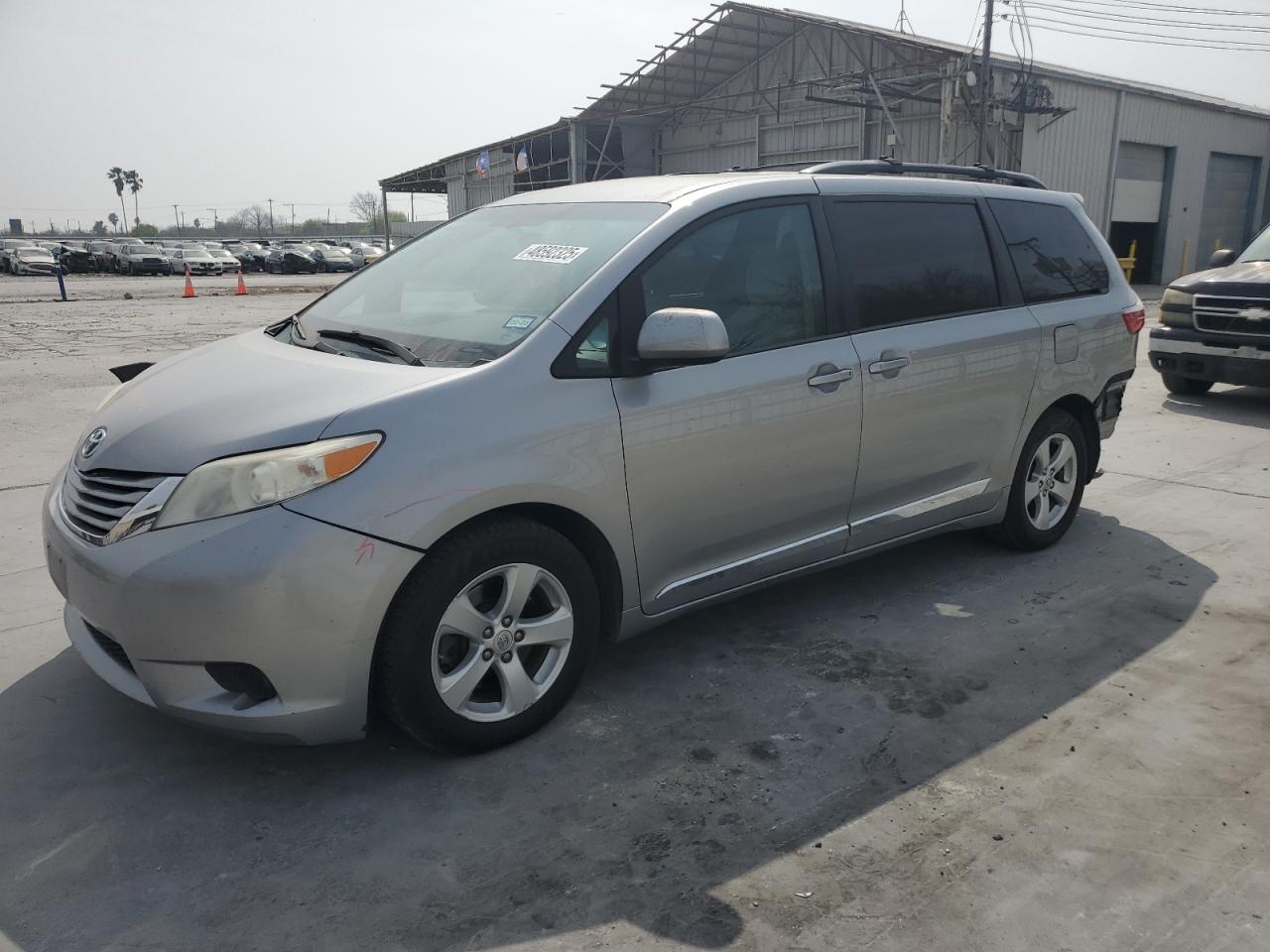2015 Toyota Sienna VIN 5TDKK3DC6FS554576