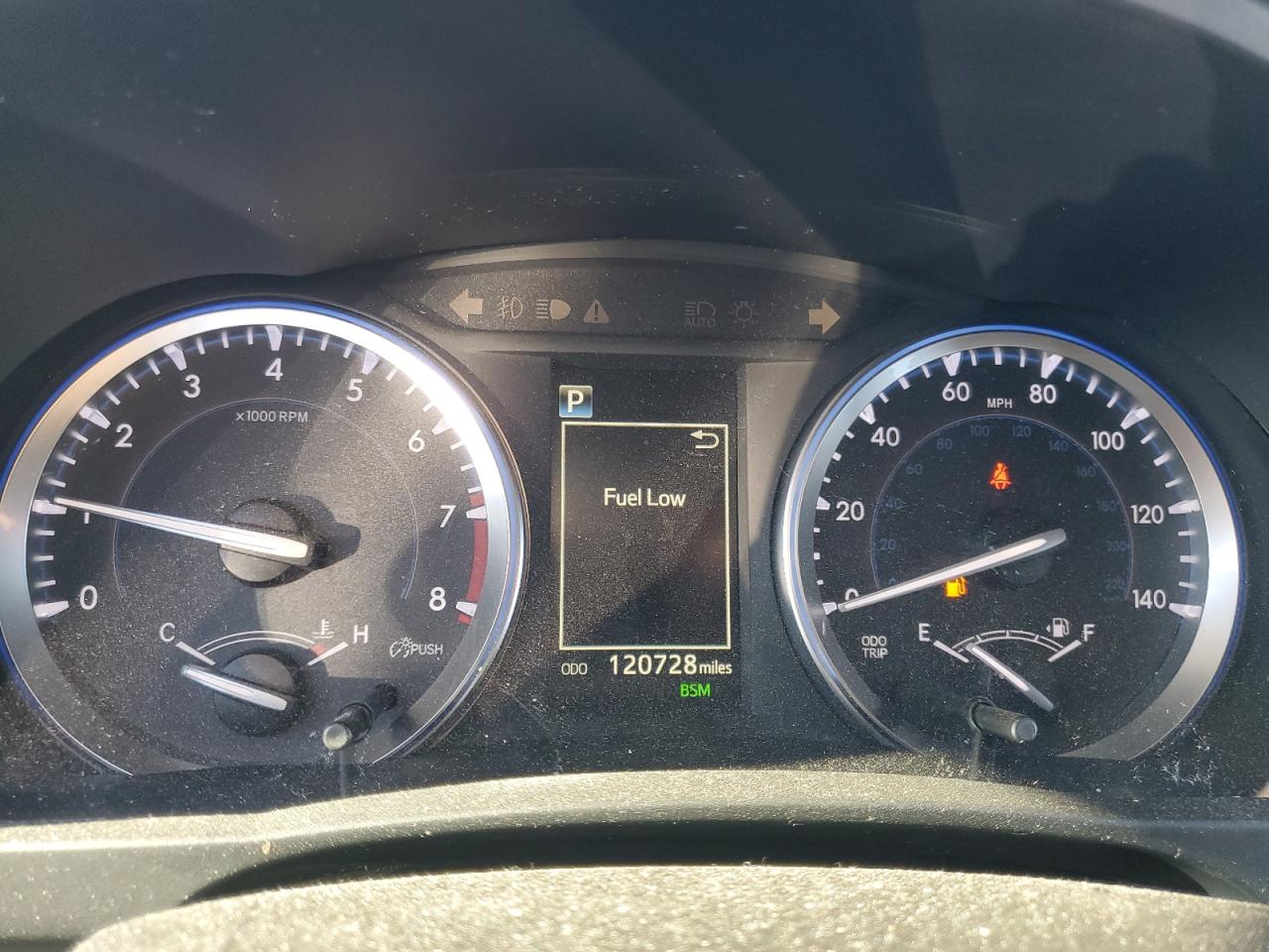 2017 Toyota Highlander VIN 5TDJZRFH0HS520848 Copart auction photo, rear end damage thumbnail 9