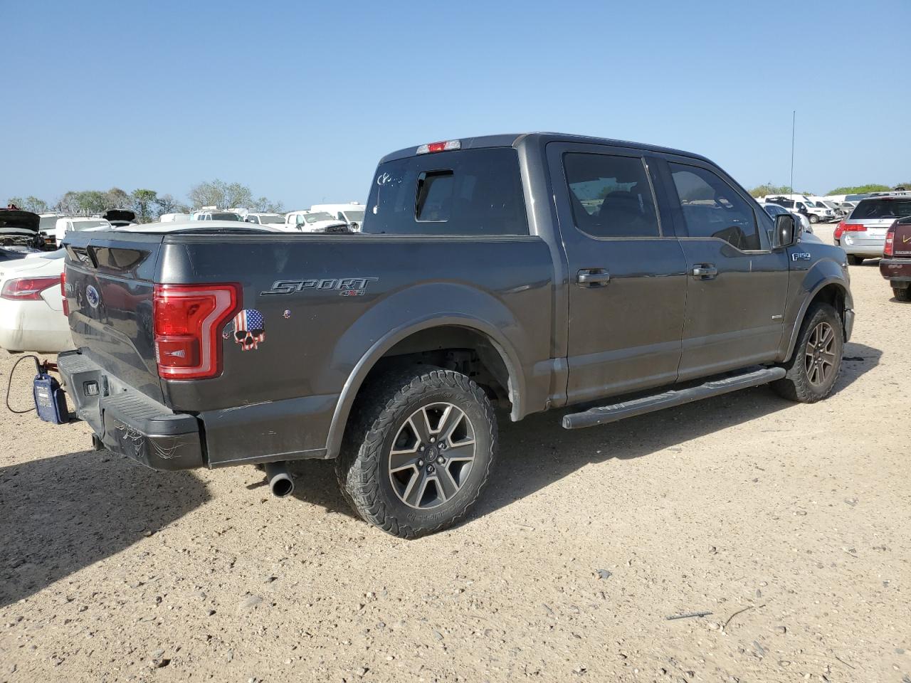 2015 Ford F-150 VIN 1FTEW1EP0FFC85658 Copart auction photo, minor dent/scratches damage thumbnail 3