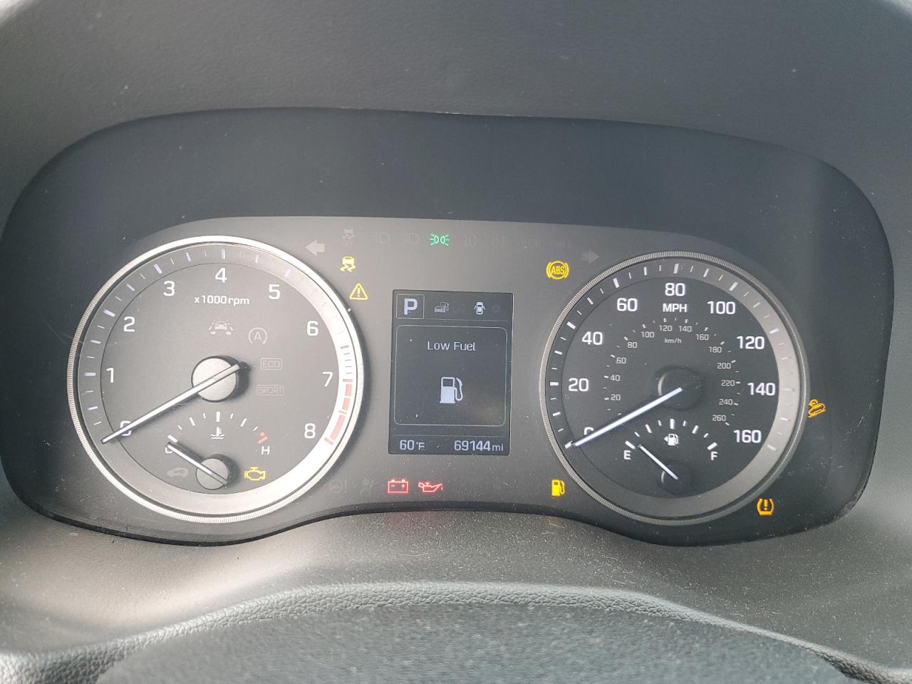 2017 Hyundai Tucson VIN KM8J33A49HU463527 Copart auction photo, vandalism damage thumbnail 9