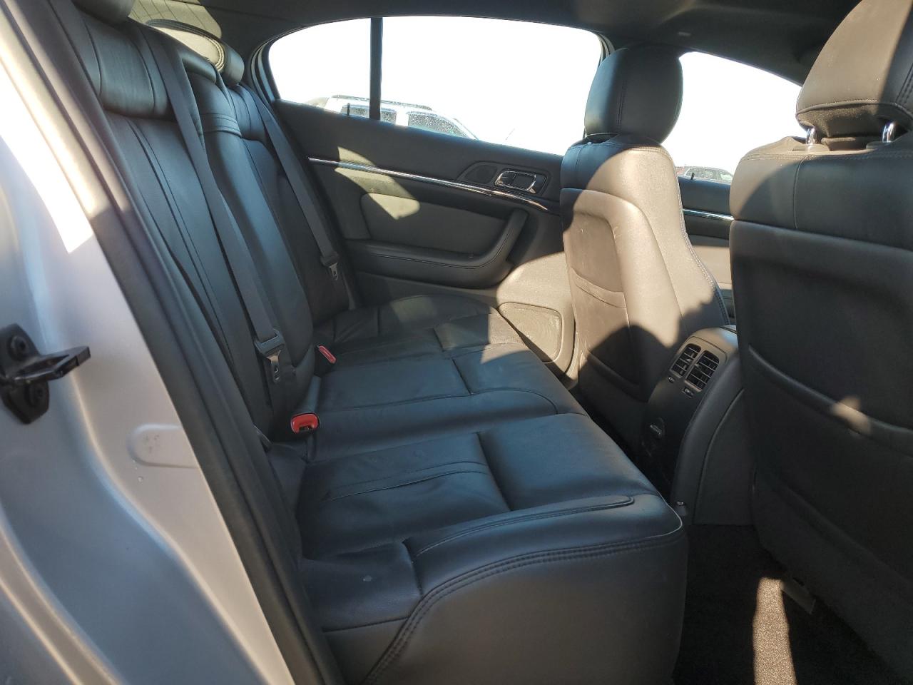 2015 Lincoln MKS VIN 1LNHL9DK3FG602199 Copart auction photo, front end damage thumbnail 10