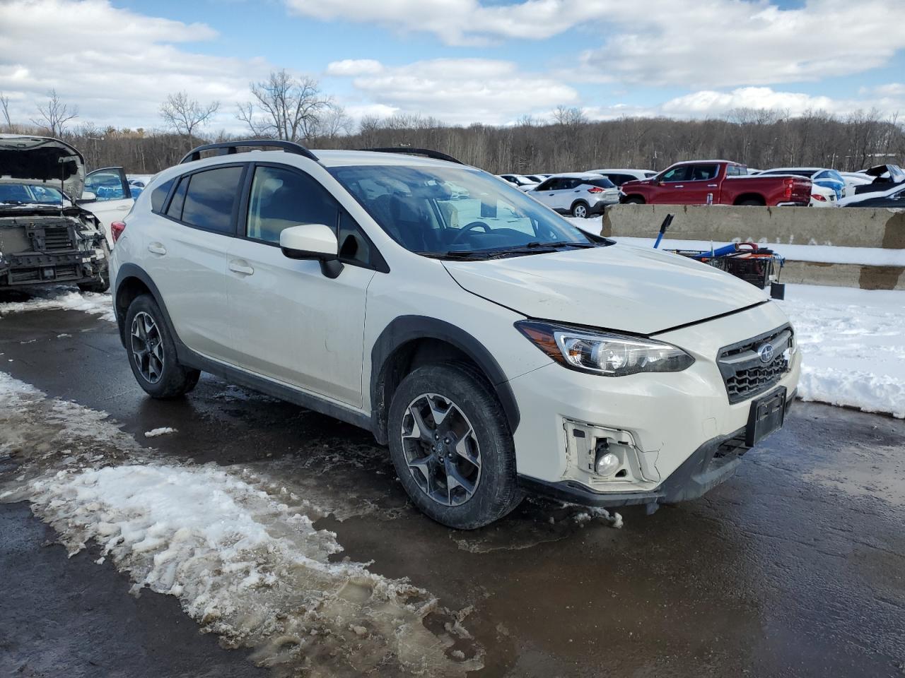 2020 Subaru XV VIN JF2GTACCXL9256567 Copart auction photo, front end / minor dent/scratches damage thumbnail 4
