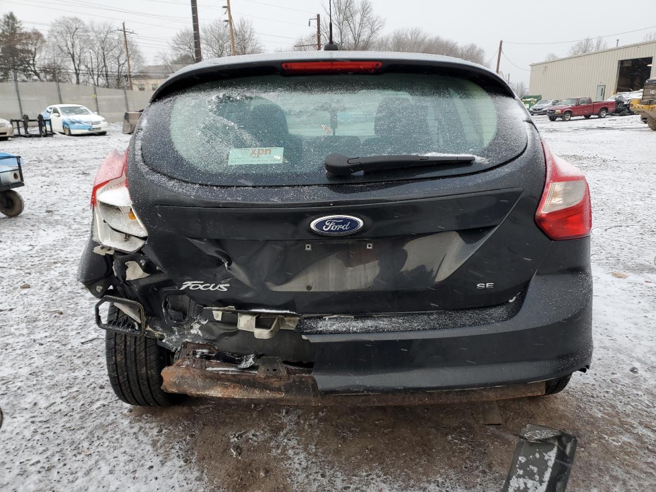 2014 Ford Focus VIN 1FADP3K29EL181737 Copart auction photo, rear end / side damage thumbnail 6
