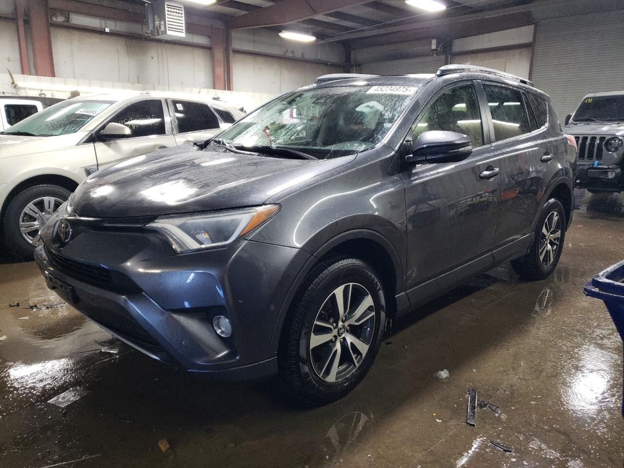 2017 Toyota RAV 4 VIN JTMRFREV4HD200916