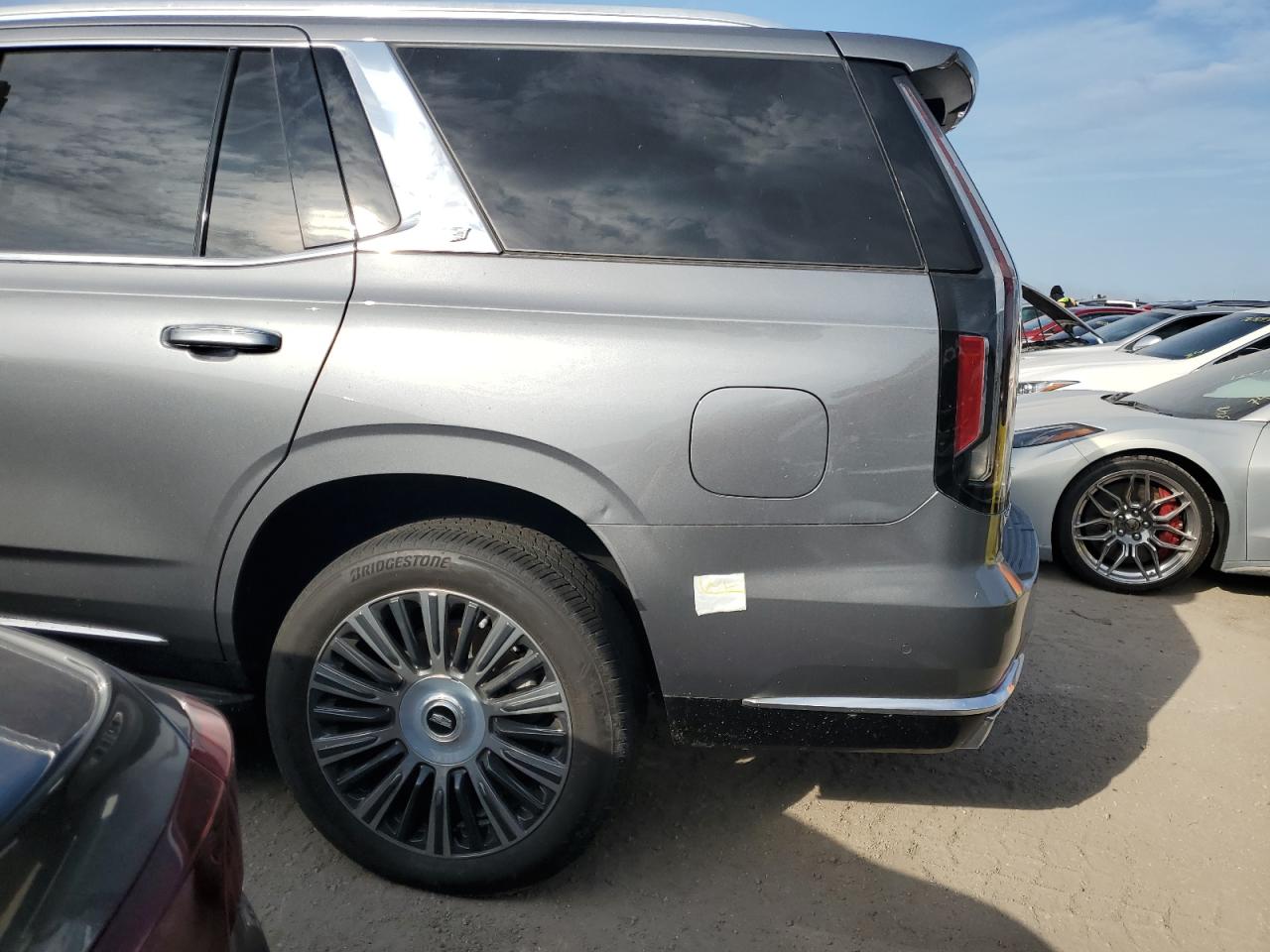 2021 Cadillac Escalade VIN 1GYS3BKL9MR476536 Copart auction photo, water/flood damage thumbnail 13