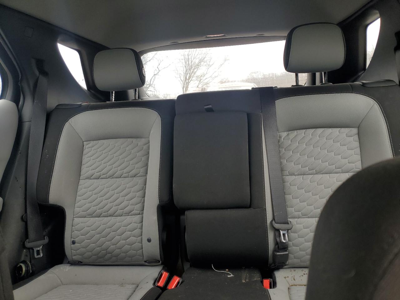 2019 Chevrolet Equinox VIN 2GNAXSEVXK6159898 Copart auction photo, rear end / minor dent/scratches damage thumbnail 10